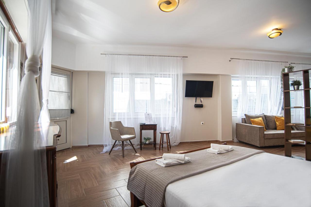 Central Calm Apartment Athena Bagian luar foto