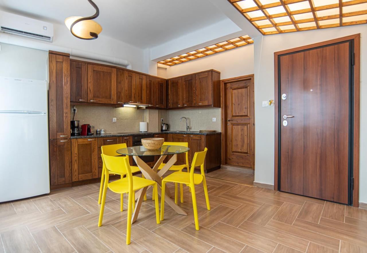 Central Calm Apartment Athena Bagian luar foto