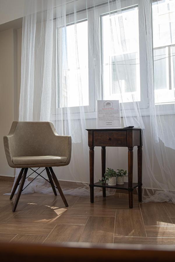 Central Calm Apartment Athena Bagian luar foto
