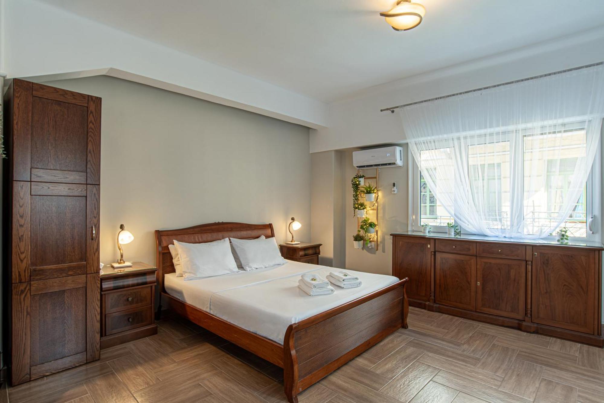 Central Calm Apartment Athena Bagian luar foto