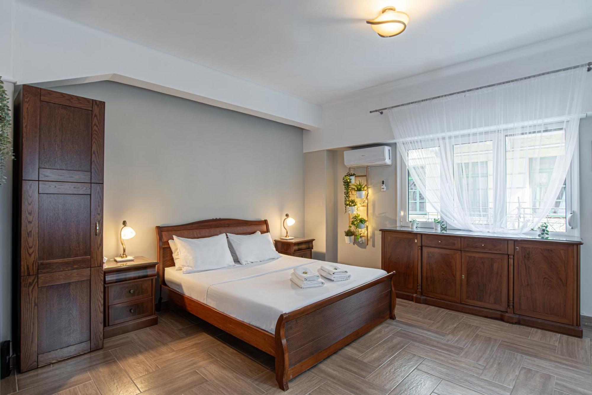 Central Calm Apartment Athena Bagian luar foto